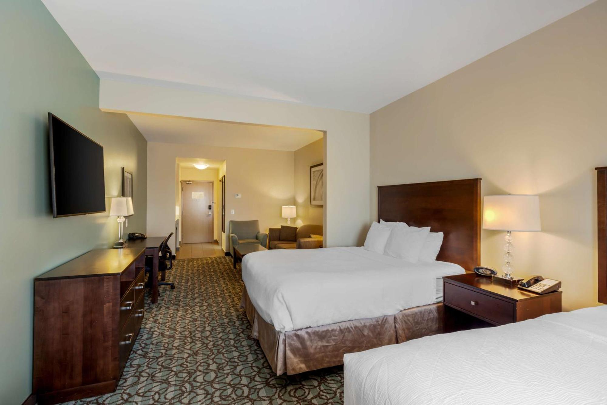 Best Western Plus Walkerton Hotel & Conference Centre Екстер'єр фото